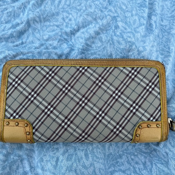 Burberry wallet - Picture 4 of 8
